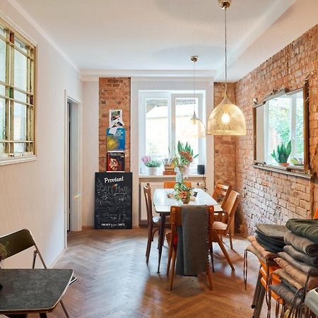 Beautiful Park Apartment For 4 Guests Берлин Екстериор снимка