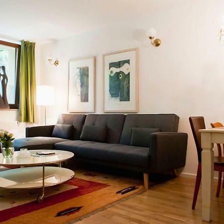 Beautiful Park Apartment For 4 Guests Берлин Екстериор снимка