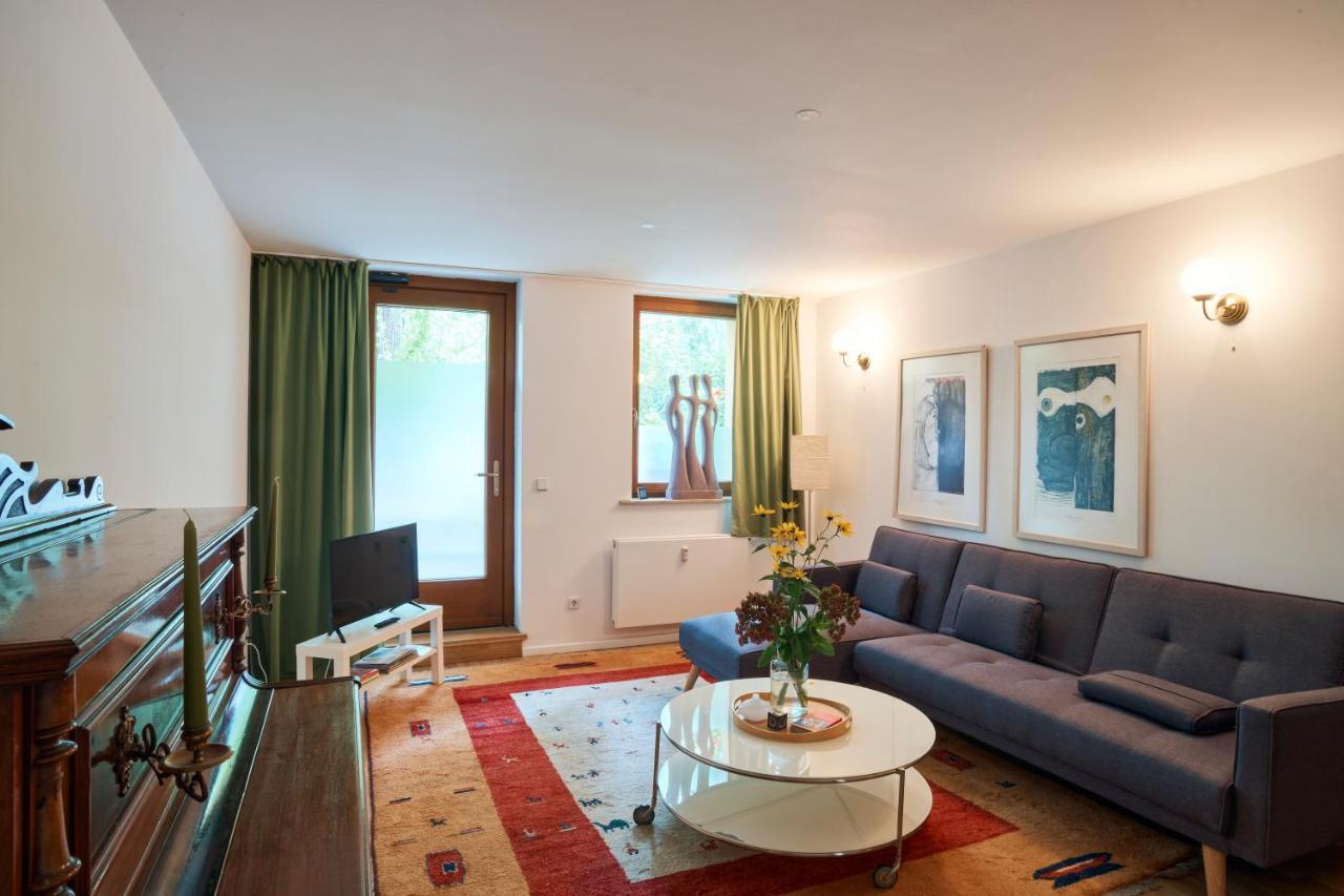 Beautiful Park Apartment For 4 Guests Берлин Екстериор снимка