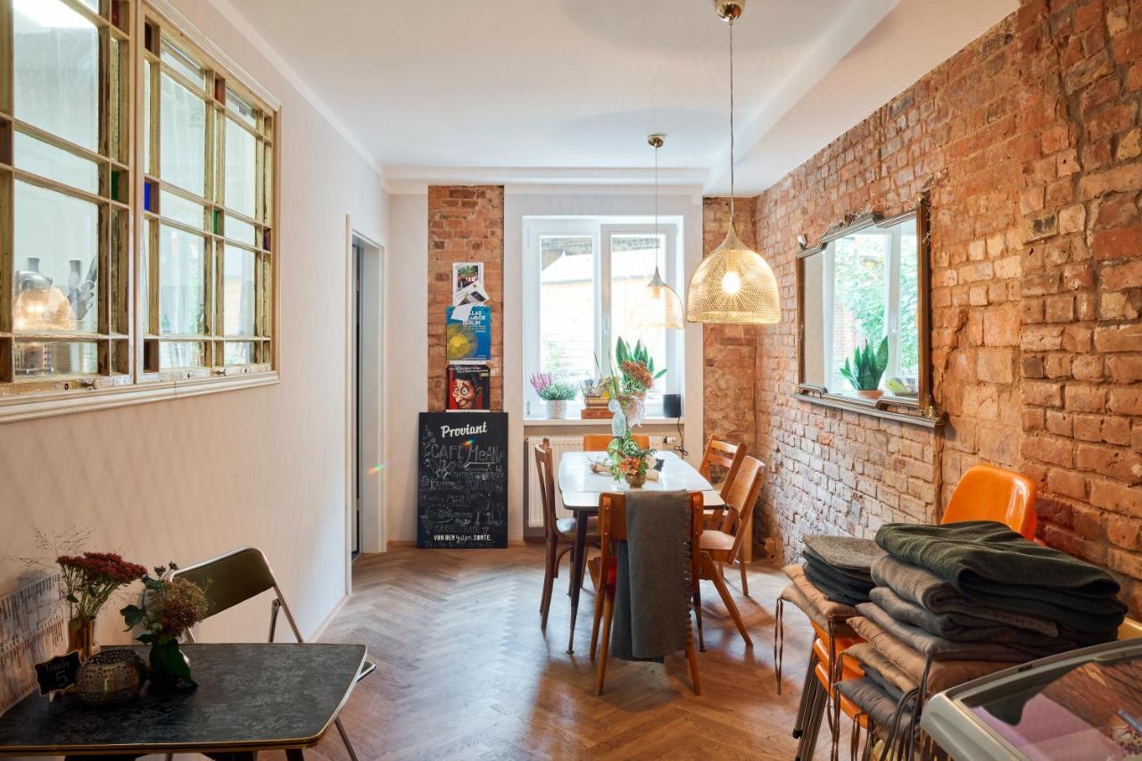 Beautiful Park Apartment For 4 Guests Берлин Екстериор снимка