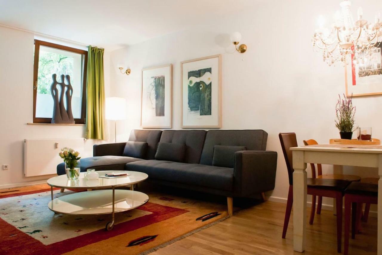 Beautiful Park Apartment For 4 Guests Берлин Екстериор снимка